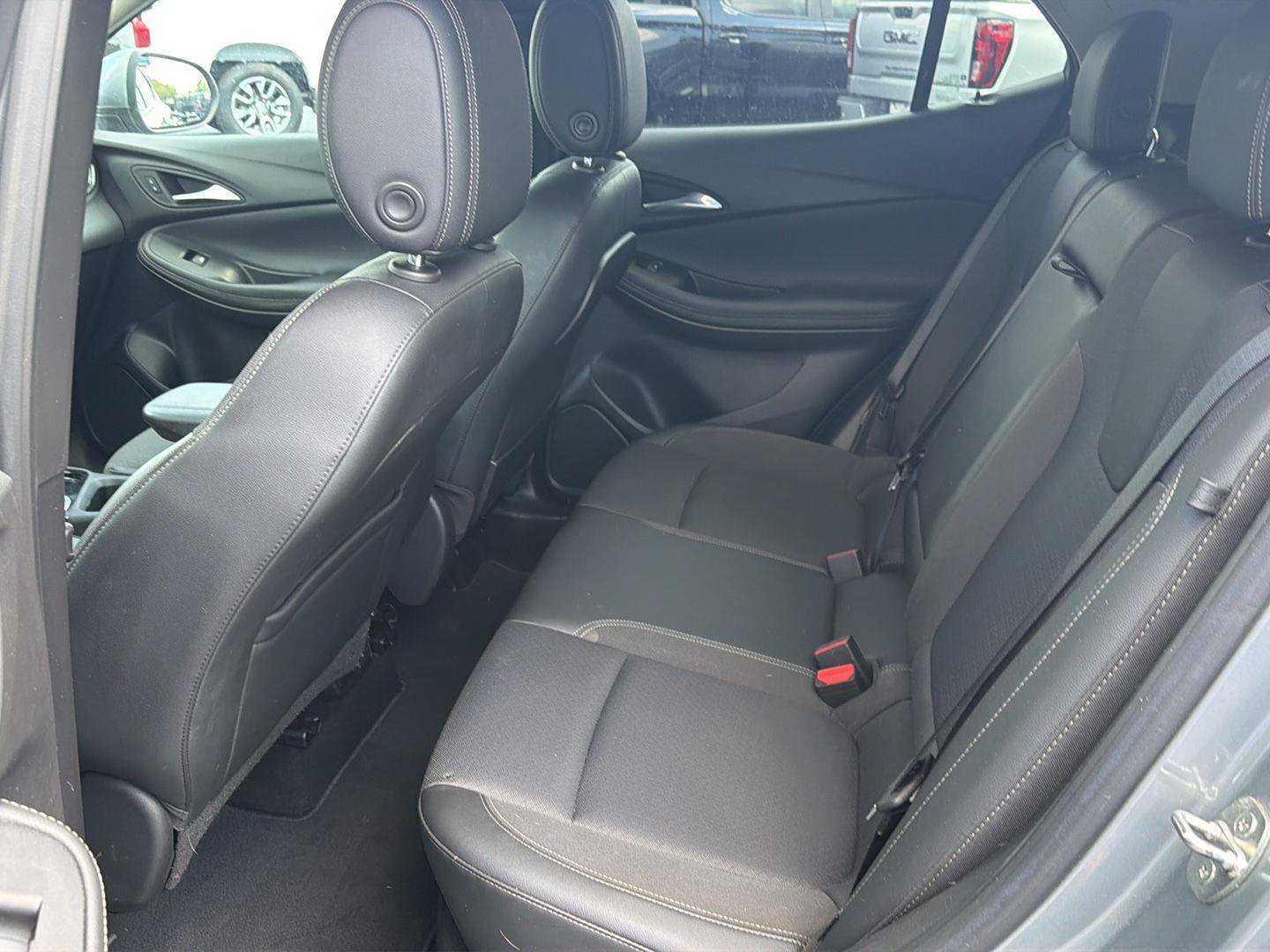 Used 2023 Buick Encore GX Select FWD image 11