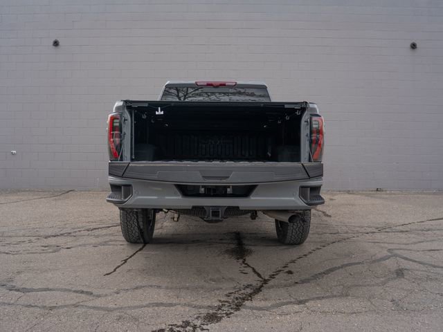Used 2025 GMC Sierra 2500 AT4 w/ Technology Package AWD/4WD image 14
