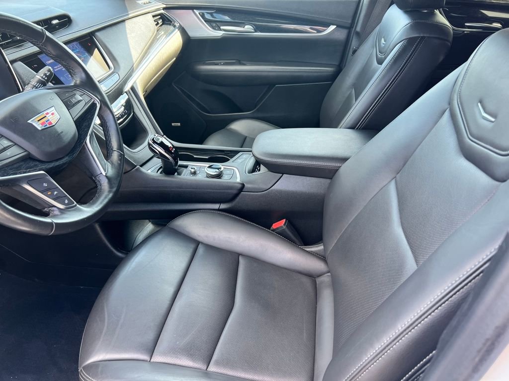 Used 2023 Cadillac XT5 Premium Luxury image 10