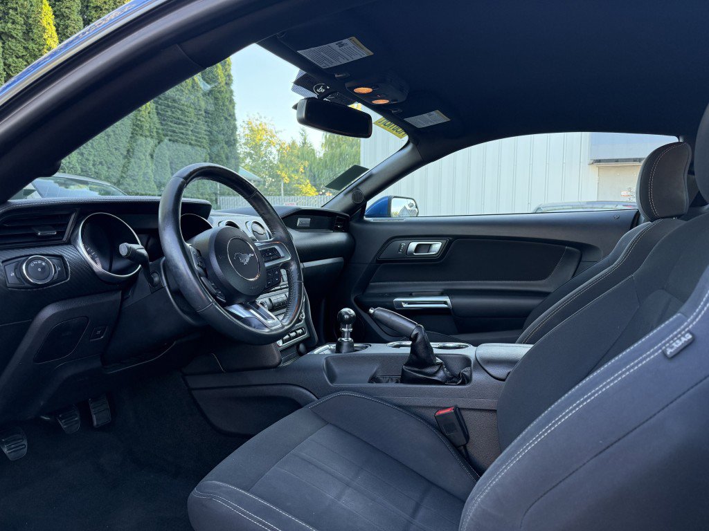 Used 2018 Ford Mustang Coupe image 17