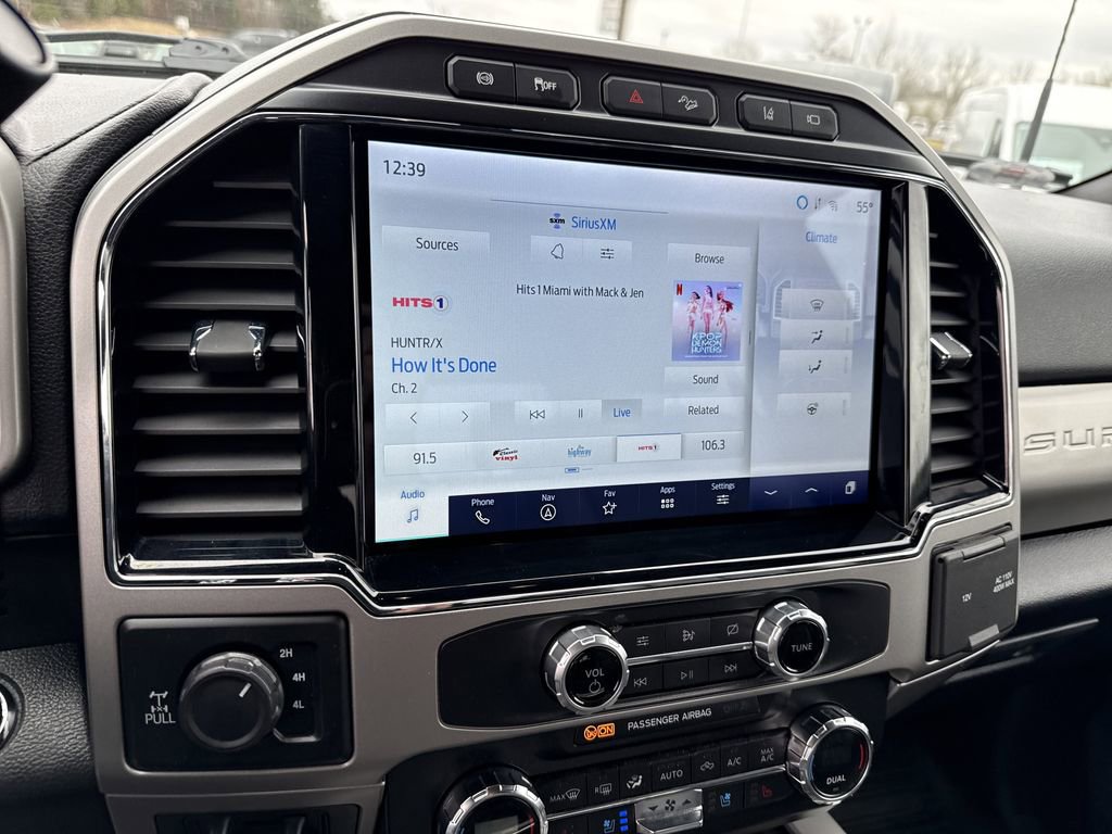 Used 2022 Ford F250 Lariat w/ Black Appearance Package image 26