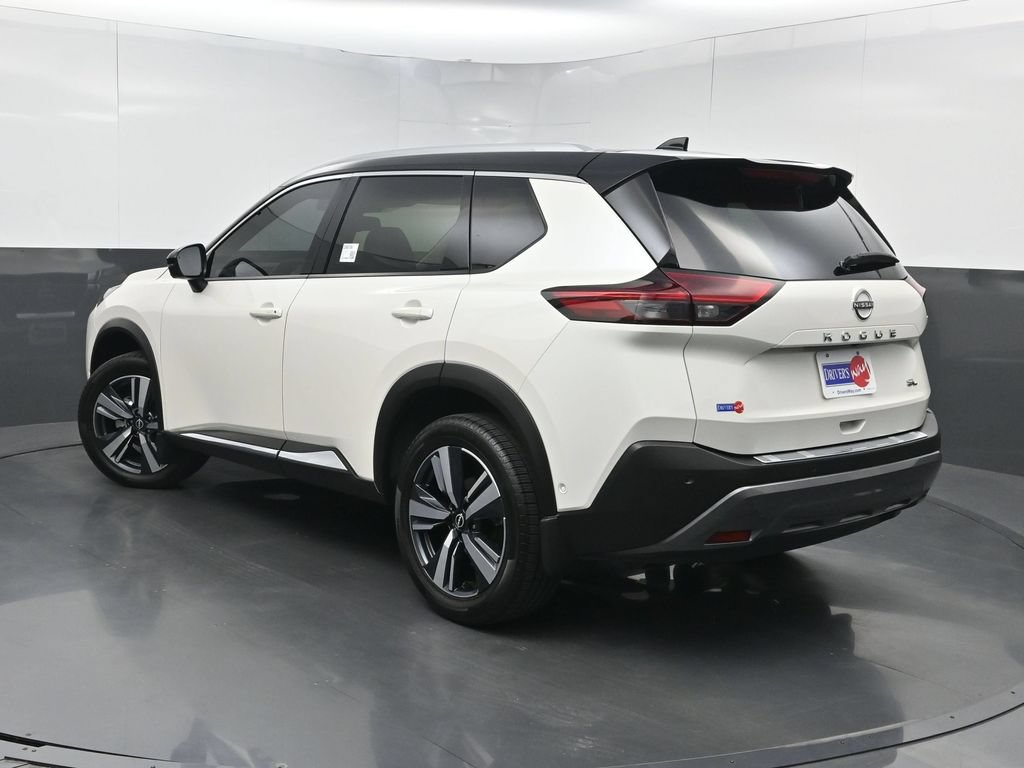 Used 2023 Nissan Rogue SL w/ SL Premium Package FWD image 24