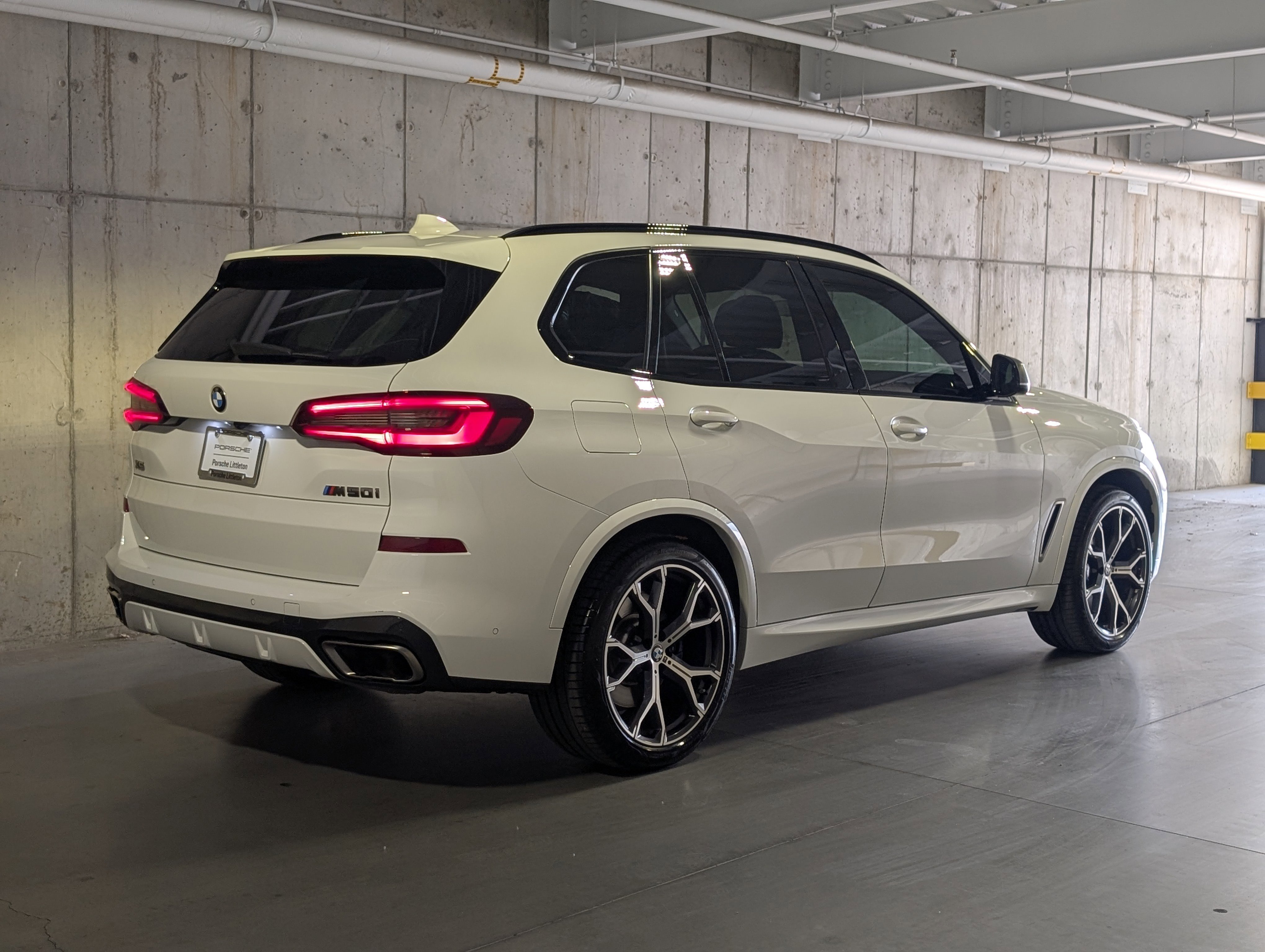 Used 2021 BMW X5 M50i w/ Executive Package AWD/4WD image 10