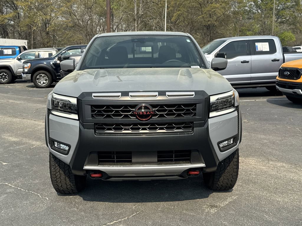 Used 2025 Nissan Frontier PRO-4X image 2