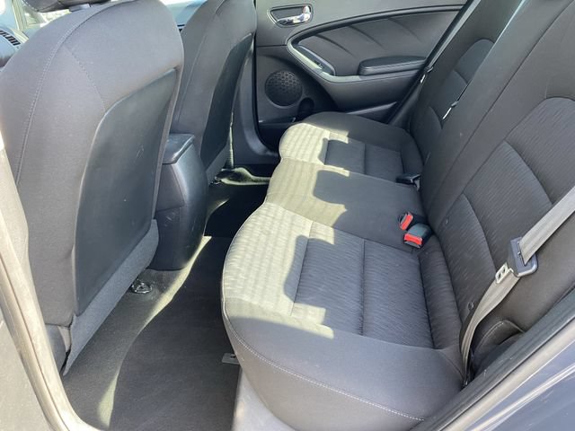 Used 2016 Kia Forte LX FWD image 14