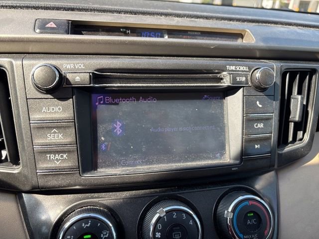 Used 2013 Toyota RAV4 LE image 17