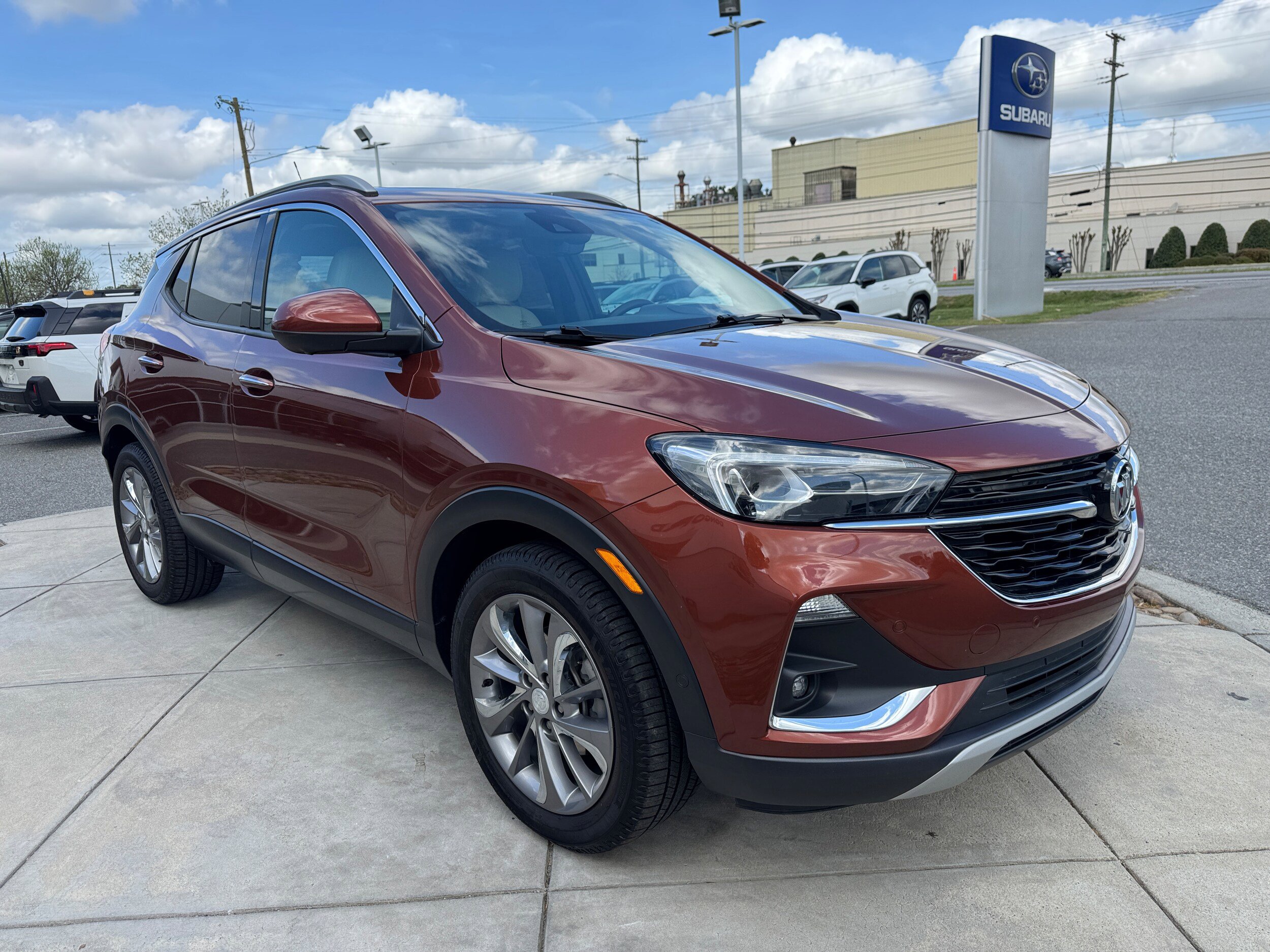 Used 2020 Buick Encore GX Essence w/ Experience Buick Package image 4