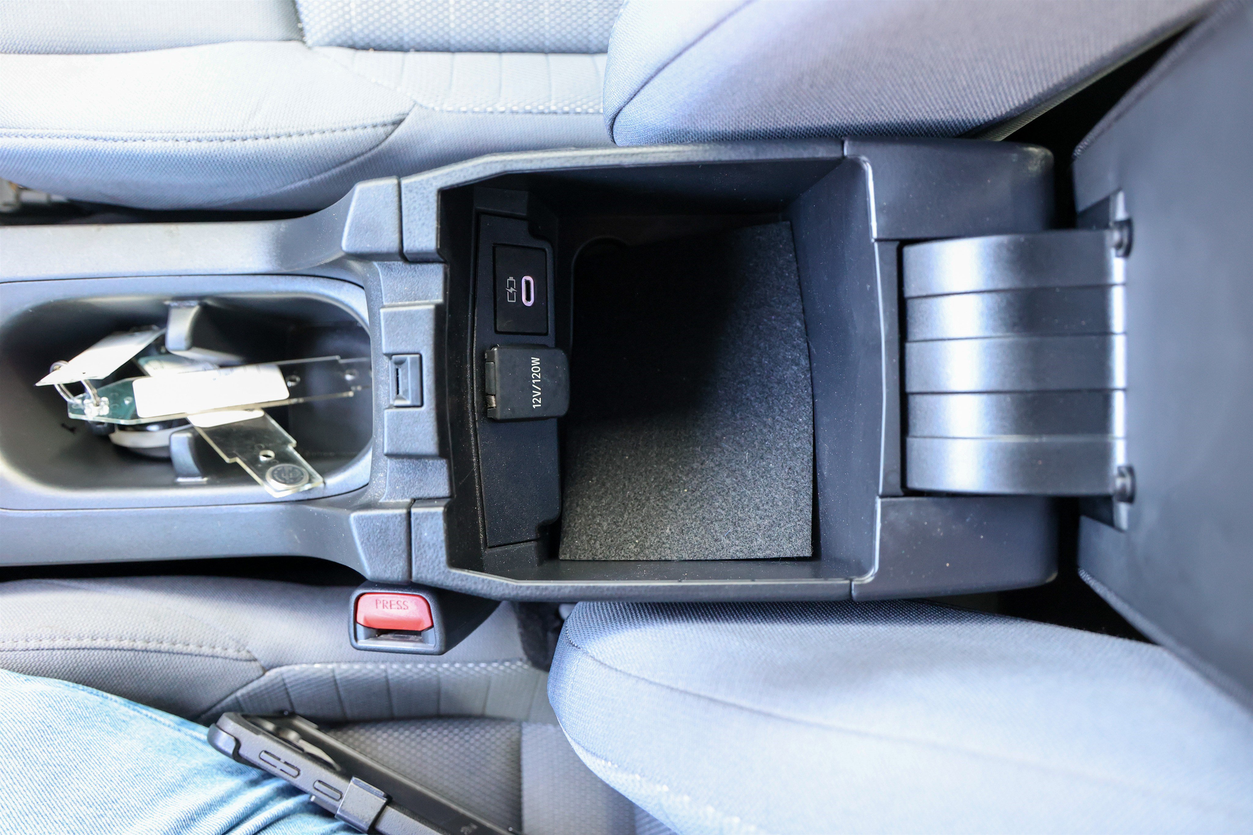 Used 2024 Toyota Corolla Cross AWD Hybrid image 21