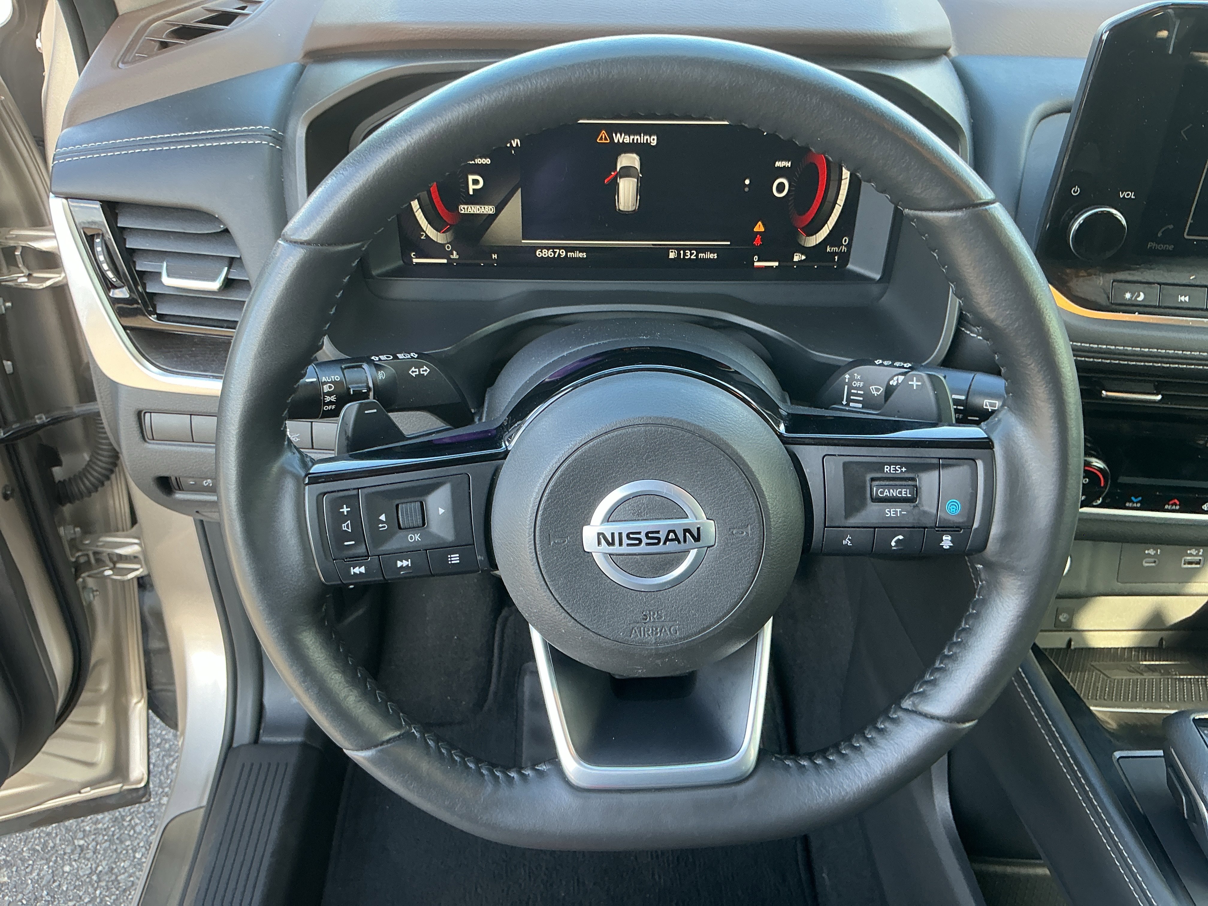 Certified 2021 Nissan Rogue Platinum image 14