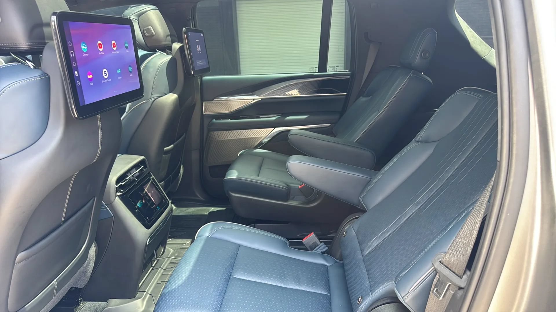 Used 2026 Cadillac Escalade IQL Sport 2 AWD/4WD image 27