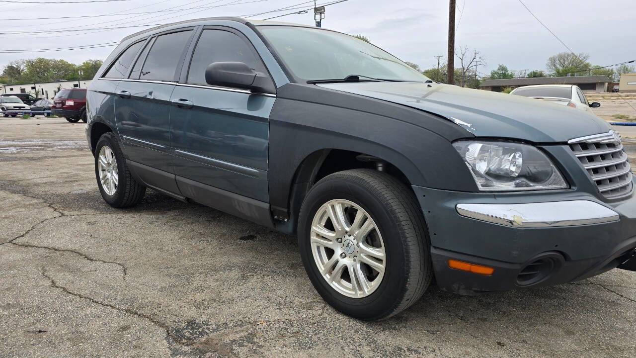 Used 2005 Chrysler Pacifica Touring image 5