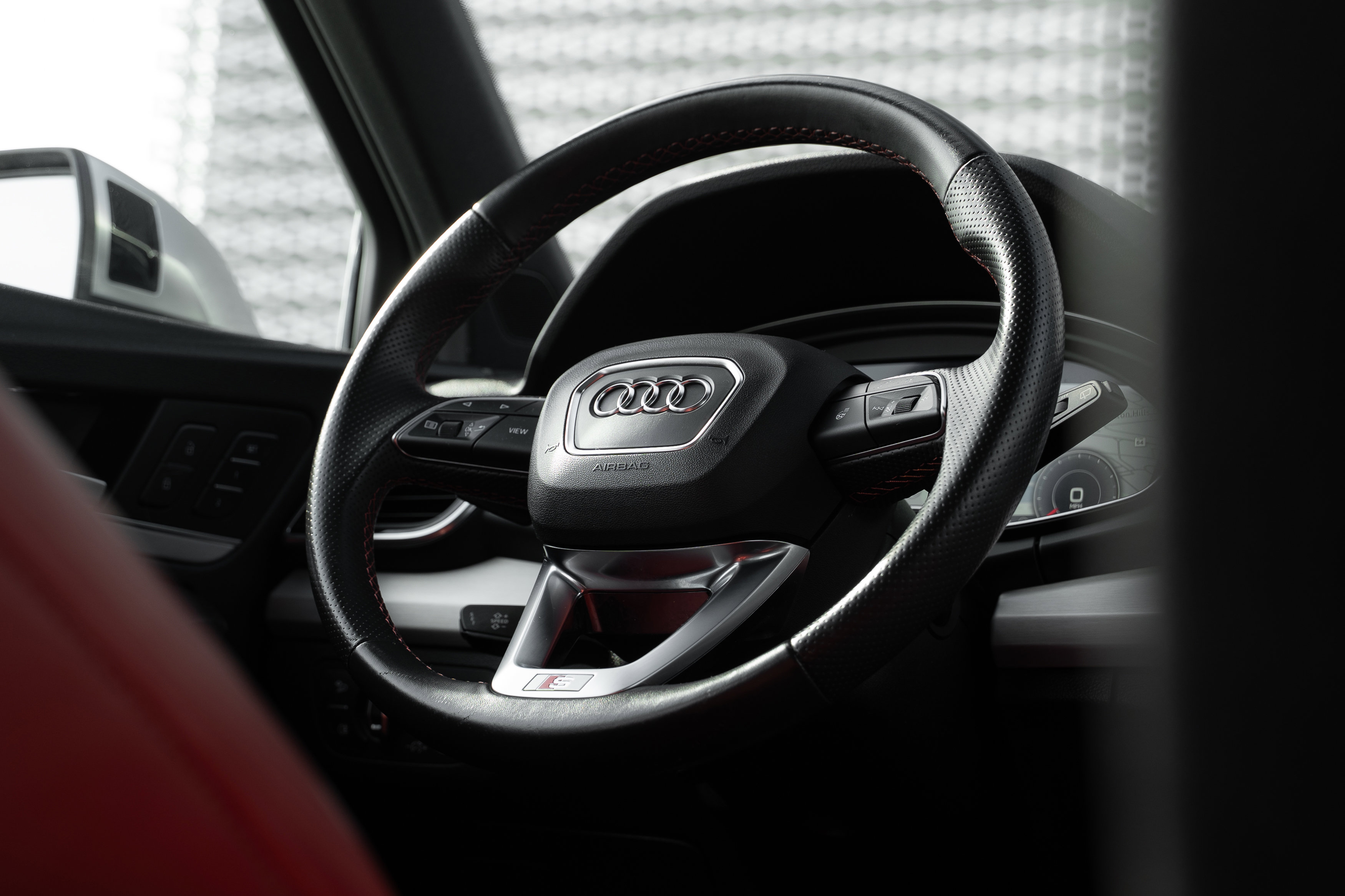 Certified 2021 Audi SQ5 Premium Plus w/ Premium Plus Package AWD/4WD image 9