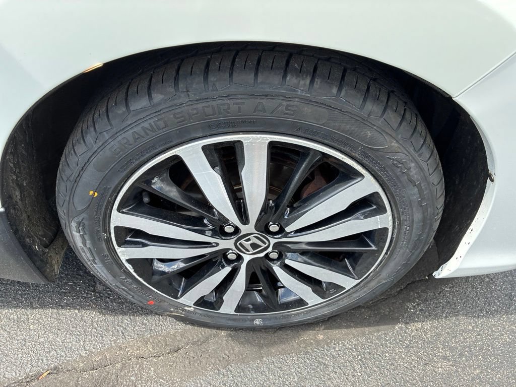 Used 2018 Honda Fit EX-L image 9