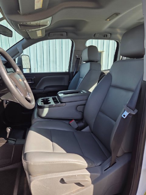 Used 2019 Chevrolet Silverado 2500 W/T AWD/4WD image 5