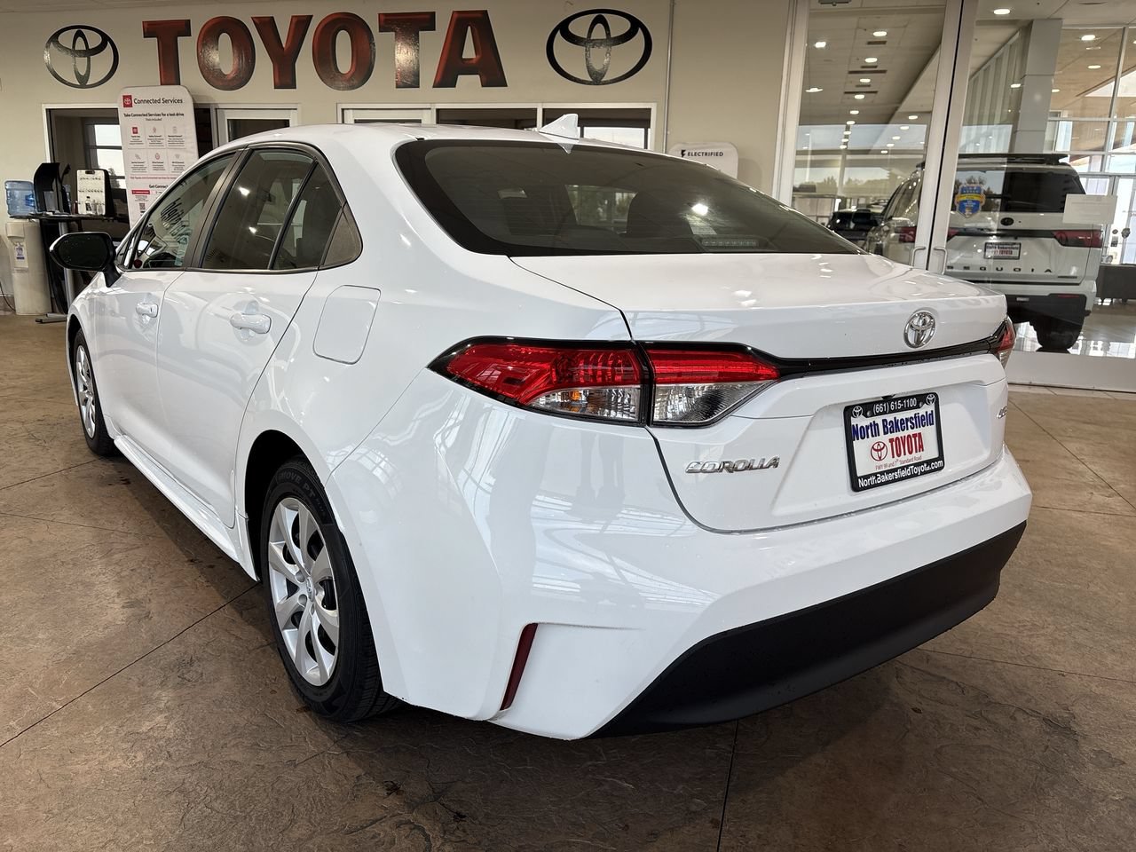 Certified 2024 Toyota Corolla LE FWD image 8