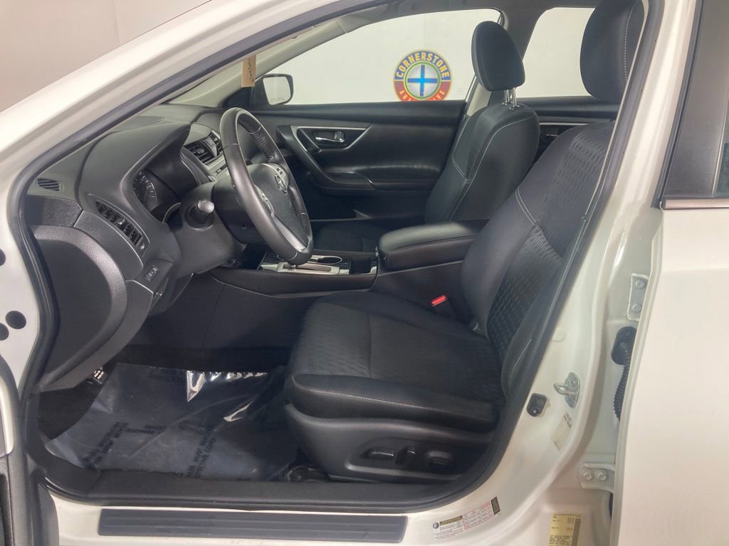 Used 2018 Nissan Altima 2.5 SV image 12