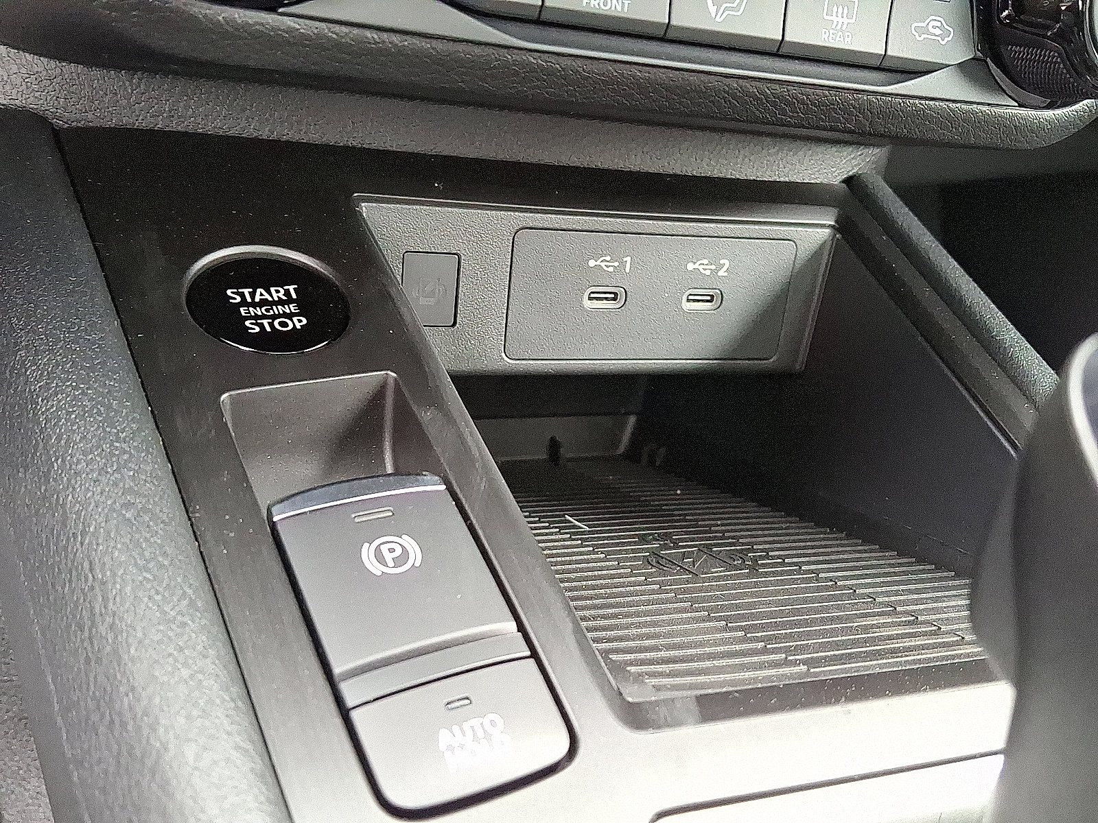 New 2026 Nissan Kicks SV w/ SV Premium Package image 16