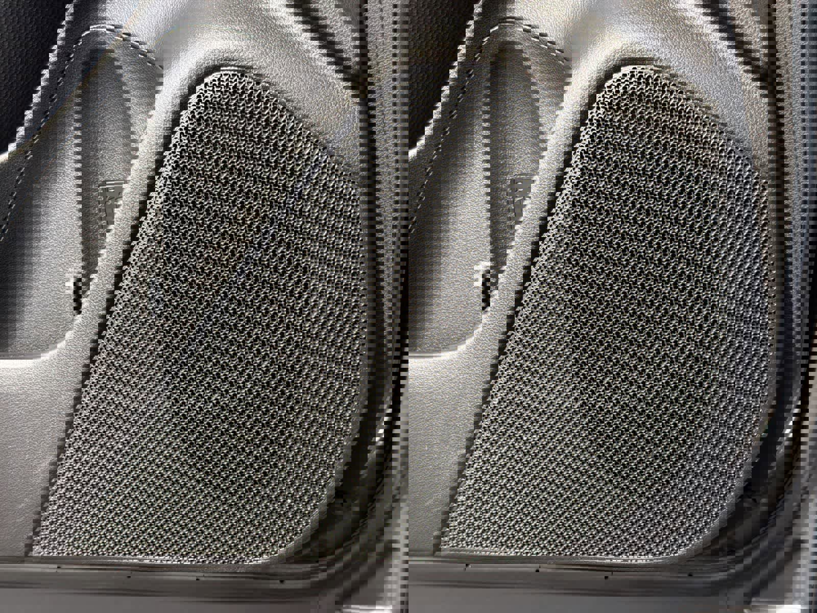 Used 2020 Subaru Forester Limited image 31