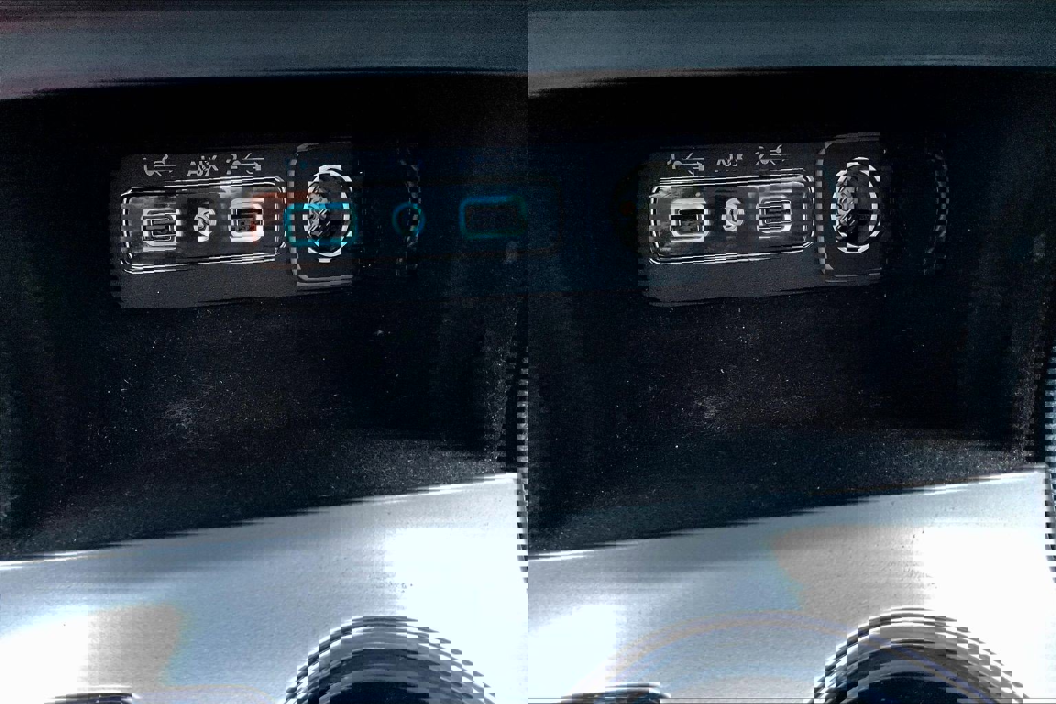 Used 2020 Jeep Grand Cherokee Limited image 16