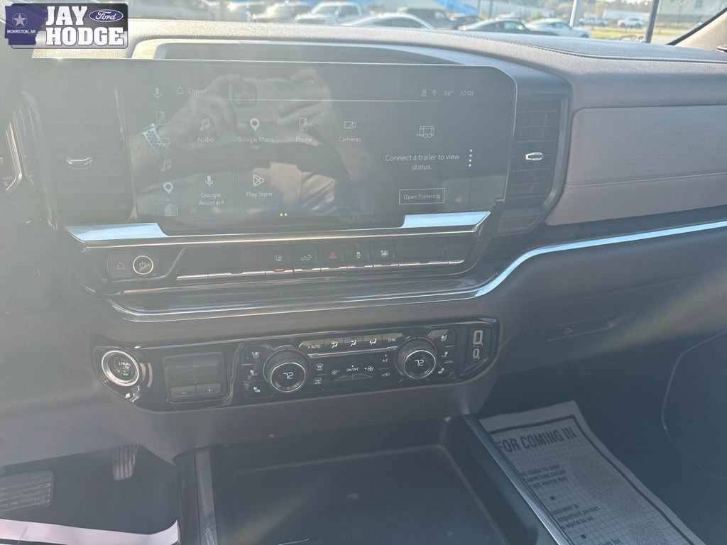 Used 2024 Chevrolet Silverado 2500 LTZ w/ LTZ Convenience Package image 26