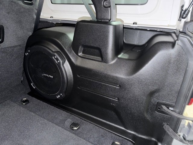 Used 2020 Jeep Wrangler Unlimited Sahara image 20