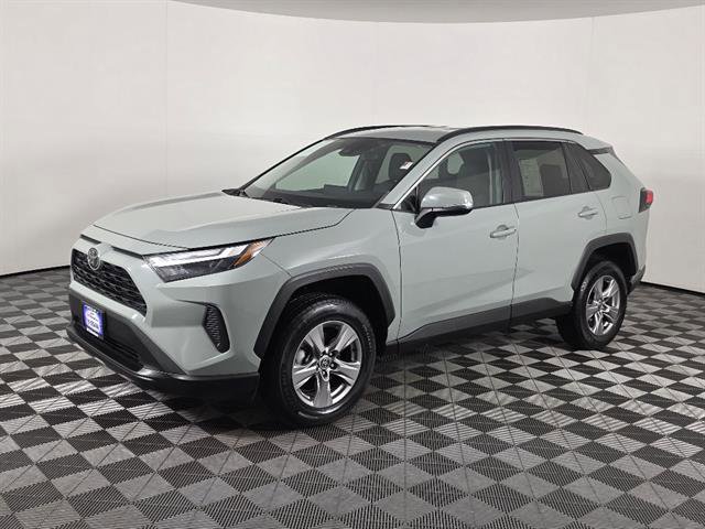 Used 2023 Toyota RAV4 XLE image 9