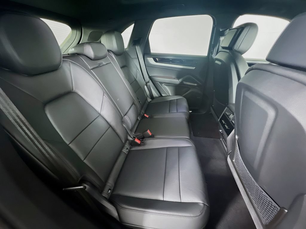 New 2026 Porsche Cayenne S AWD/4WD image 29