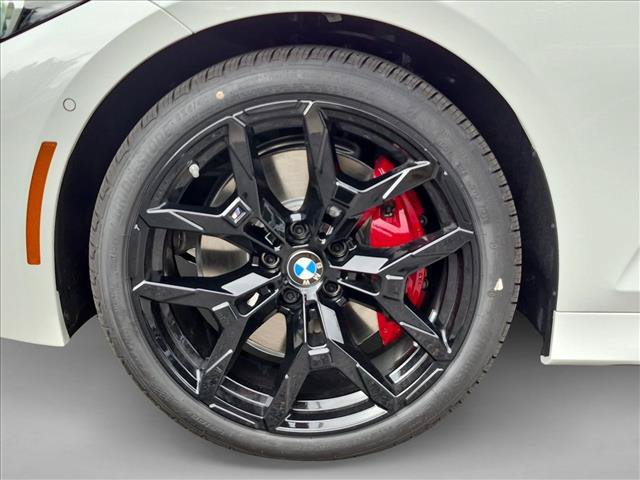 New 2026 BMW 330i xDrive Sedan w/ M Sport Package AWD/4WD image 10