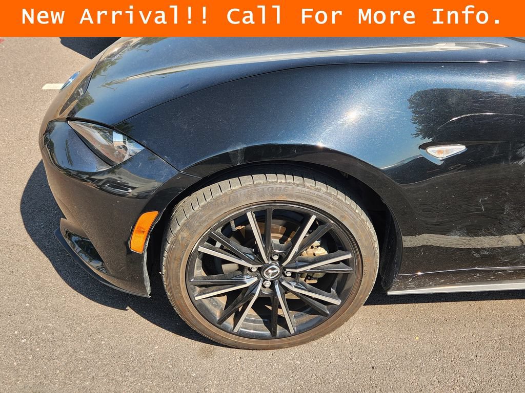 Used 2025 MAZDA MX-5 Miata RF Grand Touring RWD image 6