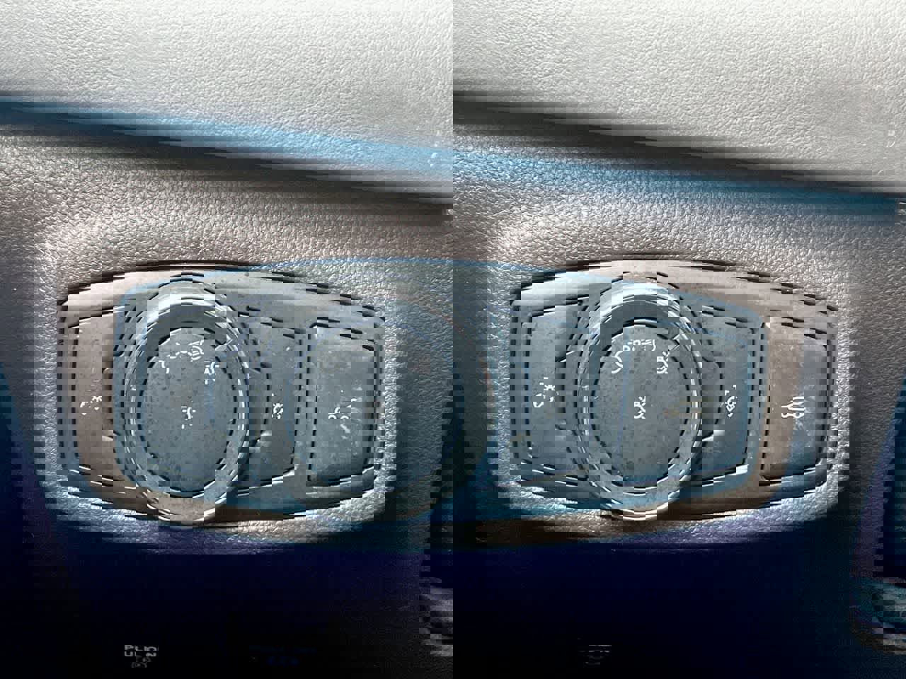 Used 2017 Lincoln MKC Black Label w/ Lincoln MKC Climate Package image 31