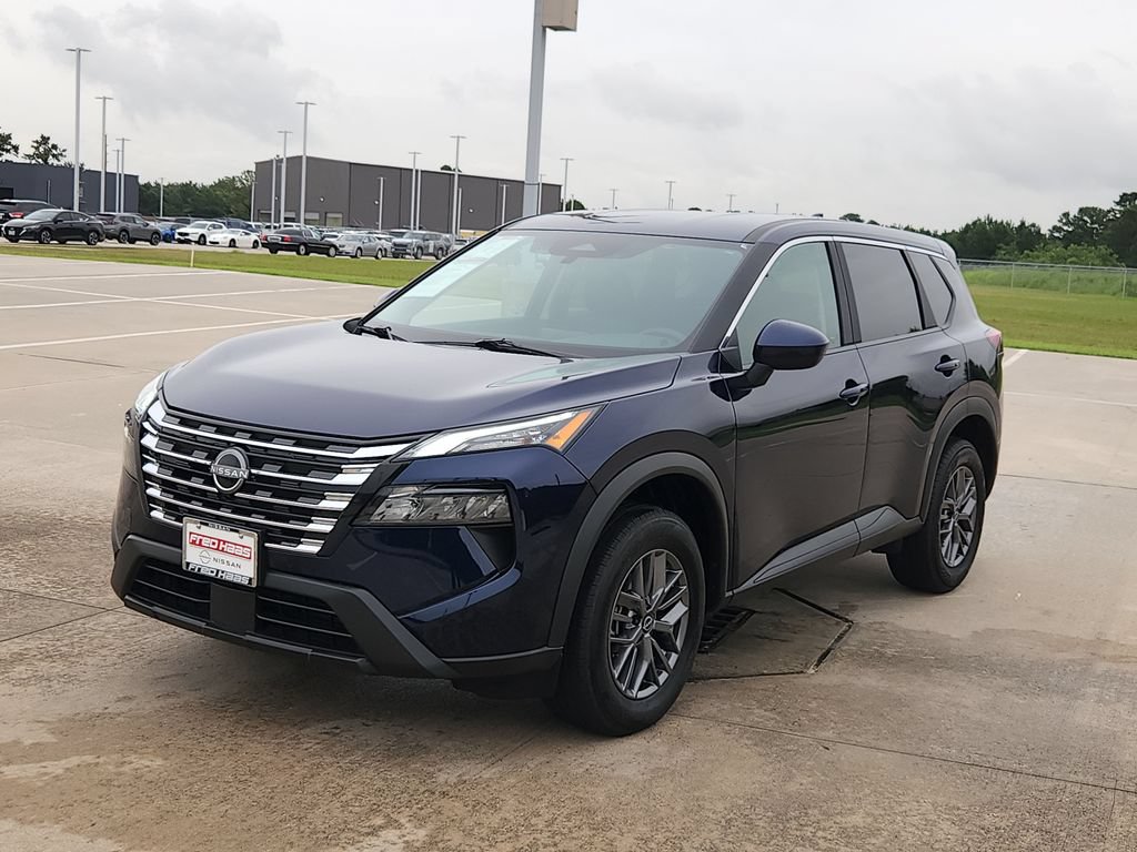 Used 2026 Nissan Rogue SV FWD image 9