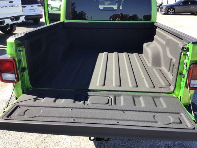 New 2025 Jeep Gladiator Sport w/ Premium Package image 29