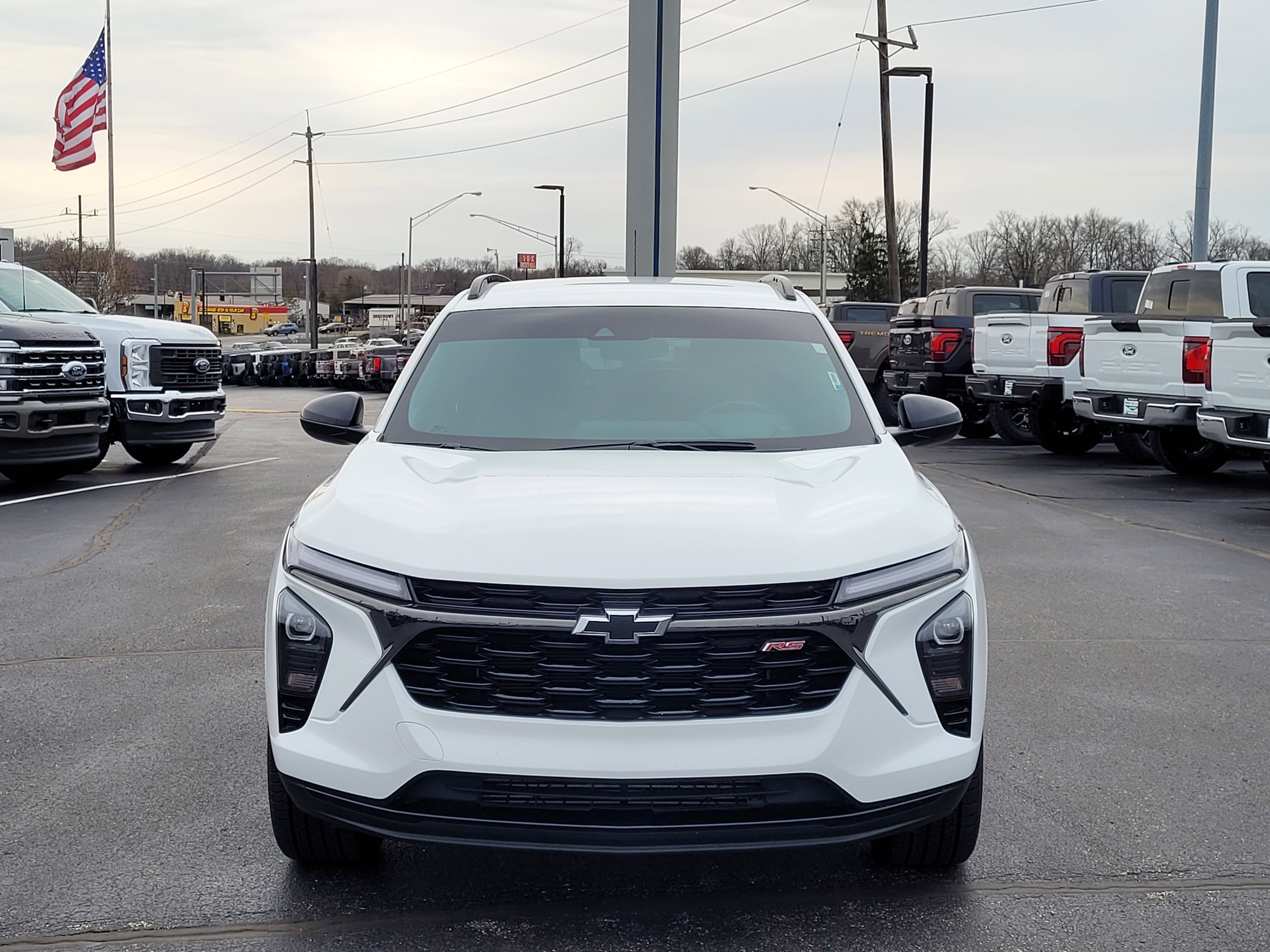 Used 2025 Chevrolet Trax RS w/ Driver Confidence Package image 9