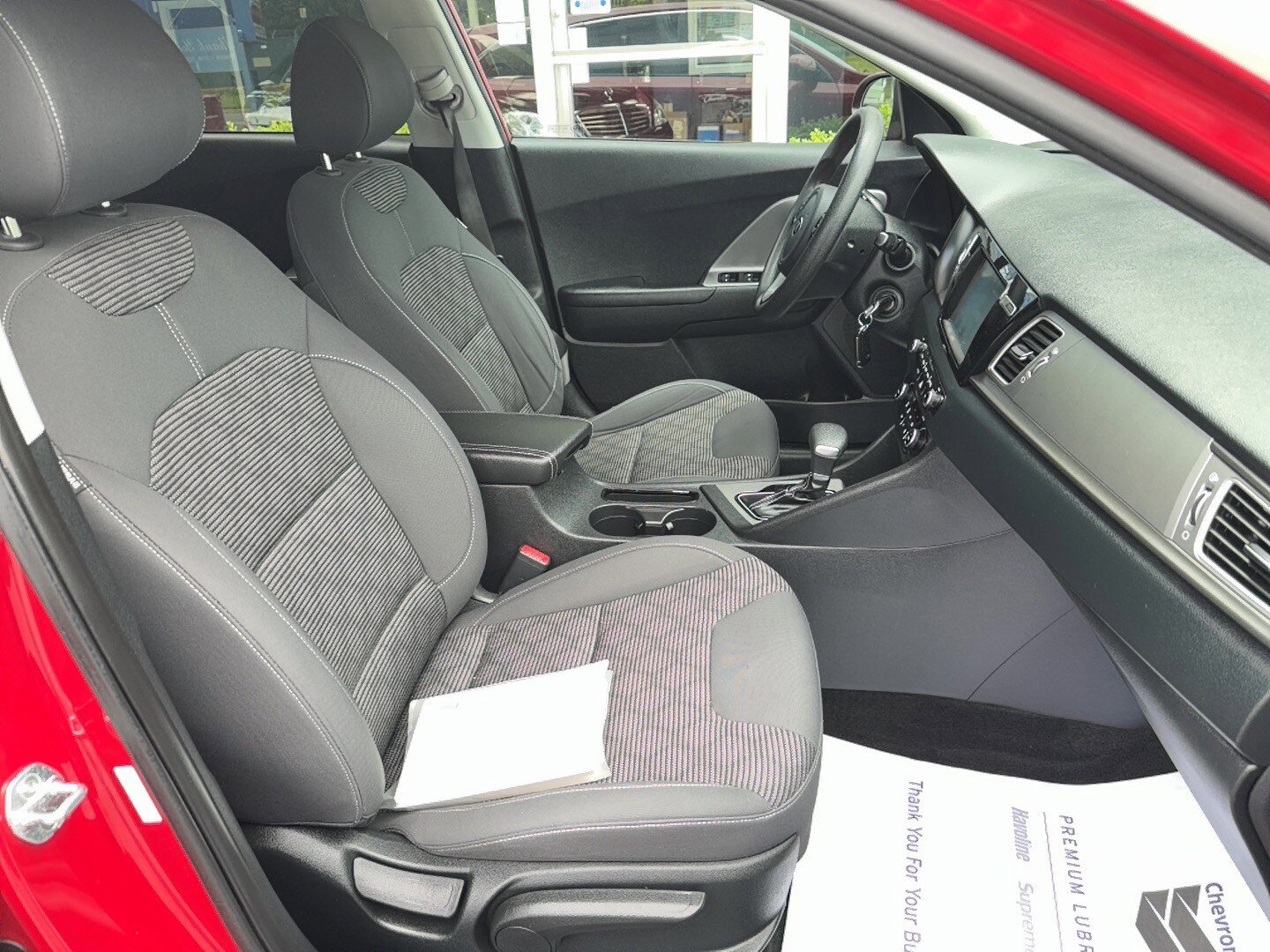Used 2017 Kia Niro FE FWD image 17