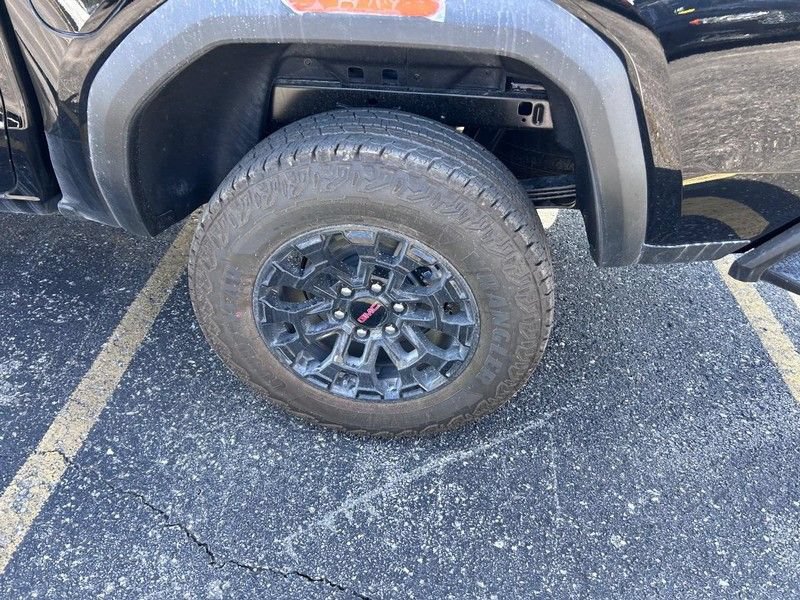 New 2026 GMC Canyon Elevation w/ Convenience Package RWD image 6