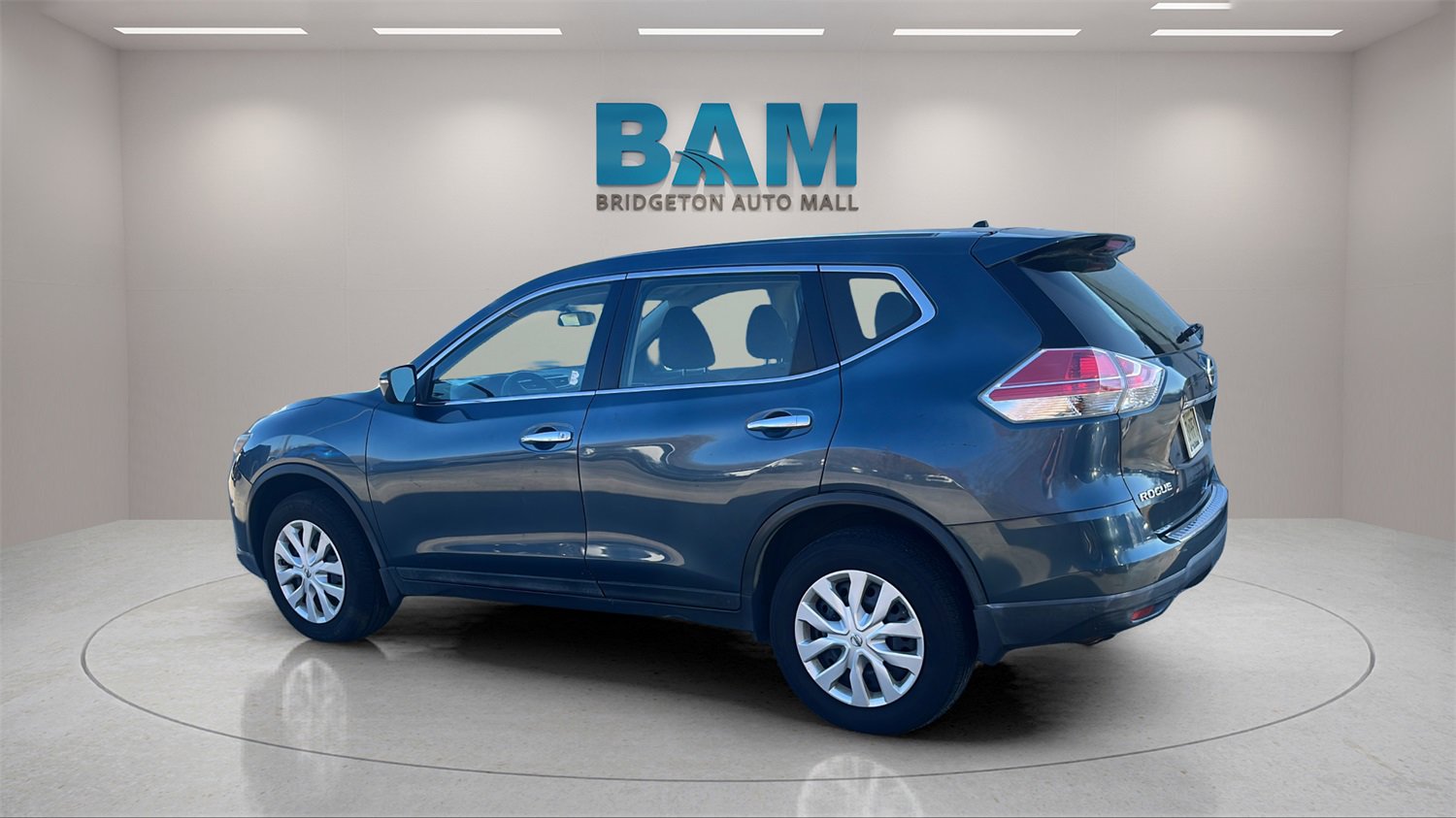 Used 2014 Nissan Rogue S image 4