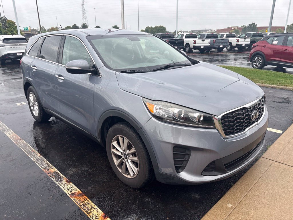 Used 2019 Kia Sorento L FWD image 2