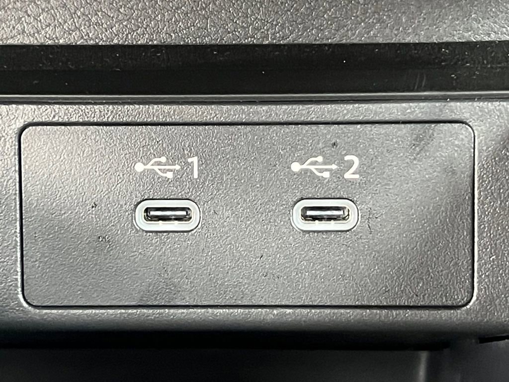 Certified 2025 Nissan Kicks SR image 6