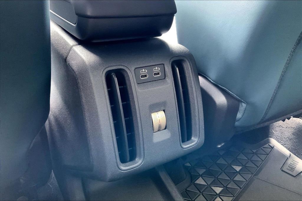 Certified 2025 MINI Cooper Countryman S w/ Comfort Package Max image 36