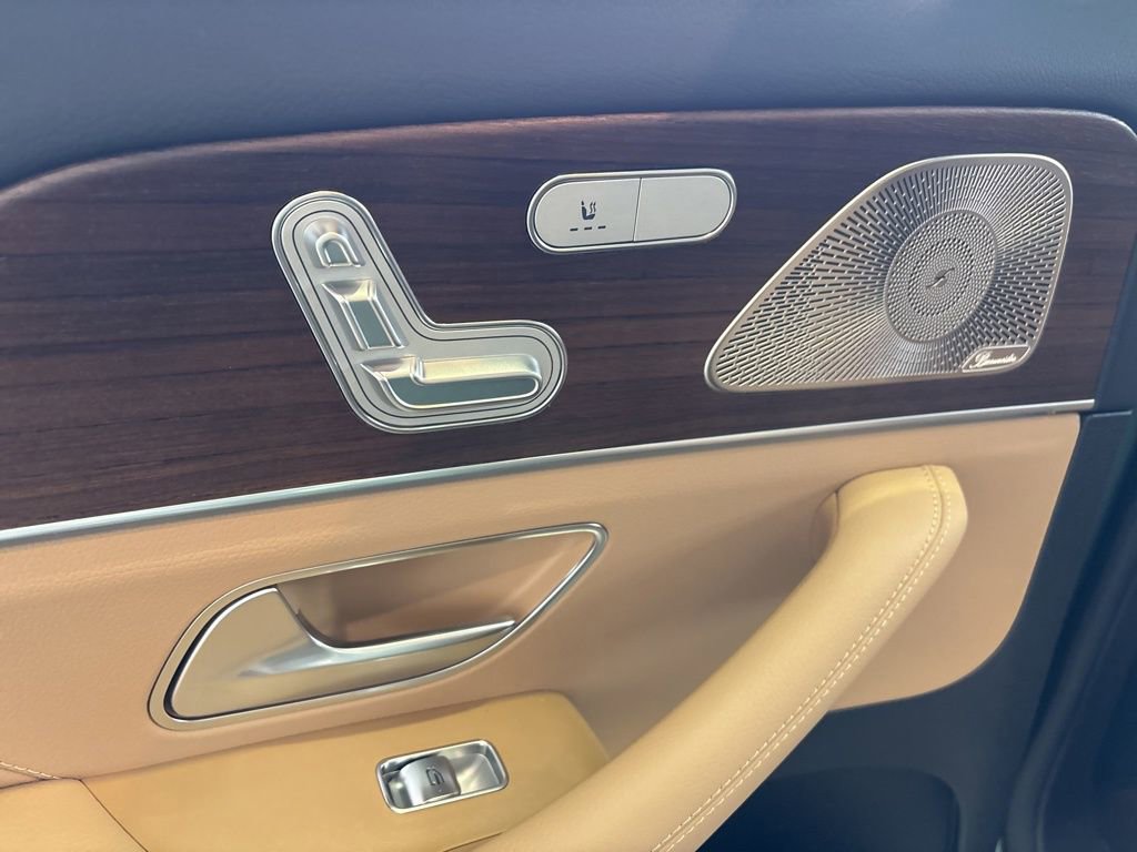 New 2026 Mercedes-Benz GLS 450 4MATIC image 11