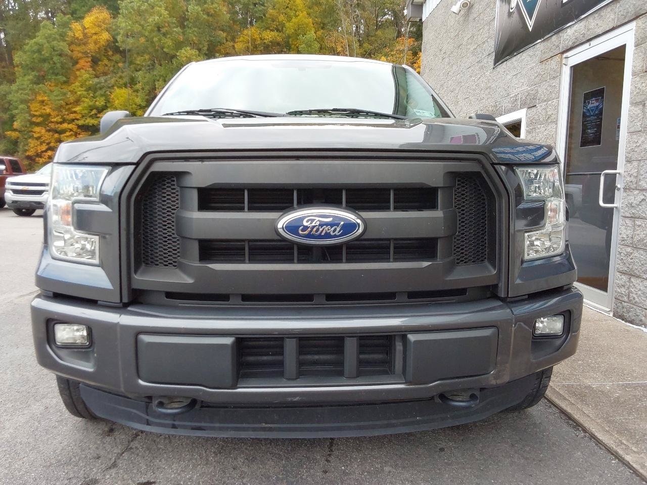 Used 2015 Ford F150 XL w/ Equipment Group 101A Mid AWD/4WD image 7