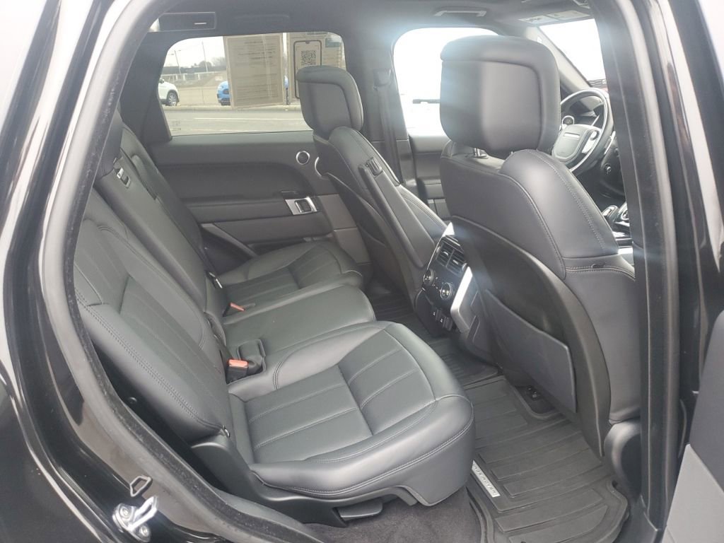 Used 2021 Land Rover Range Rover Sport HSE Silver Edition image 31