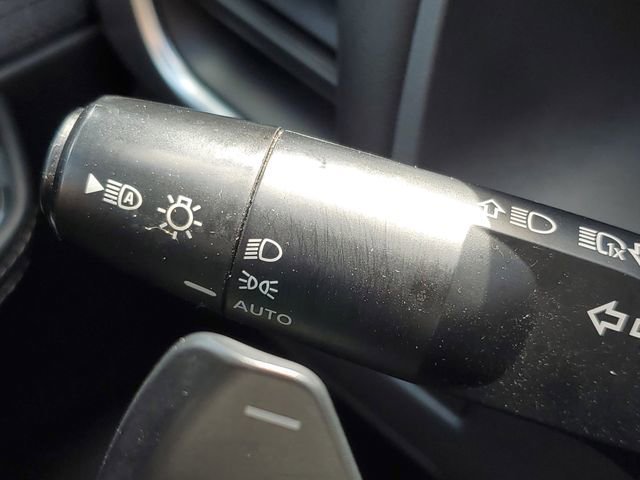 Used 2022 Nissan Rogue S AWD/4WD image 21