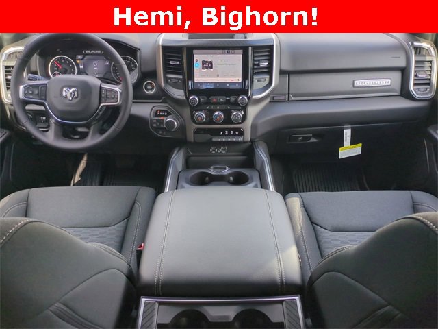 New 2026 RAM 1500 4x4 Crew Cab image 15