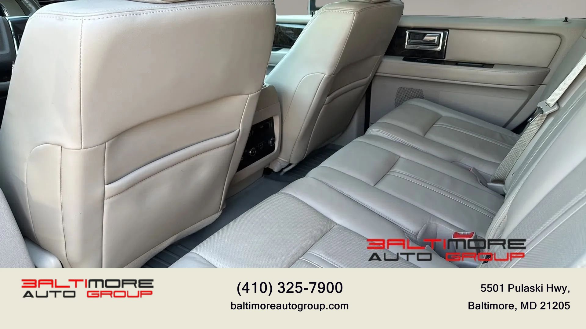 Used 2015 Lincoln Navigator 4WD image 30