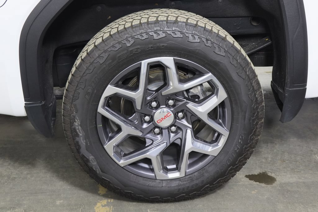 Used 2025 GMC Sierra 1500 SLT AWD/4WD image 38