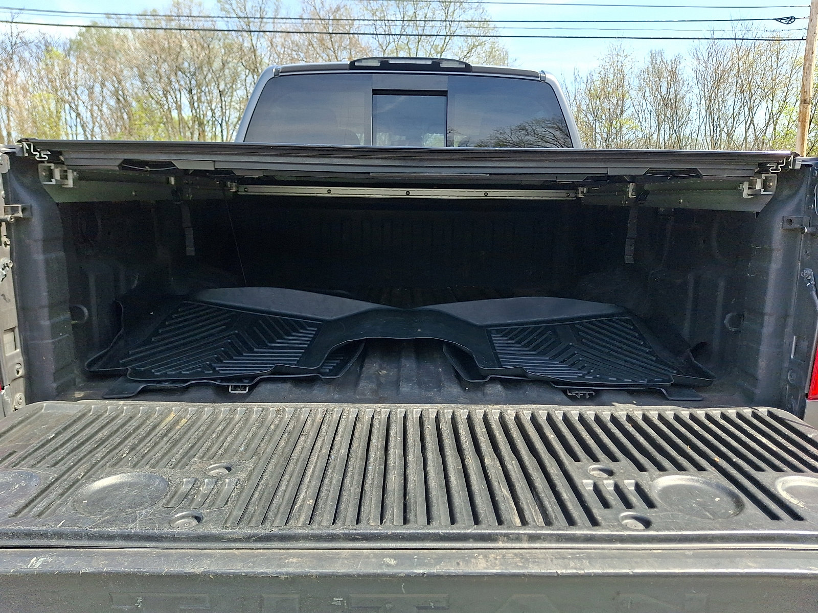 Used 2019 Nissan Titan SV w/ SV Convenience Package image 31