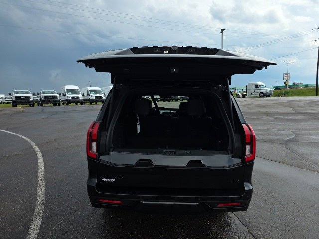 New 2025 Ford Expedition Max Platinum image 17