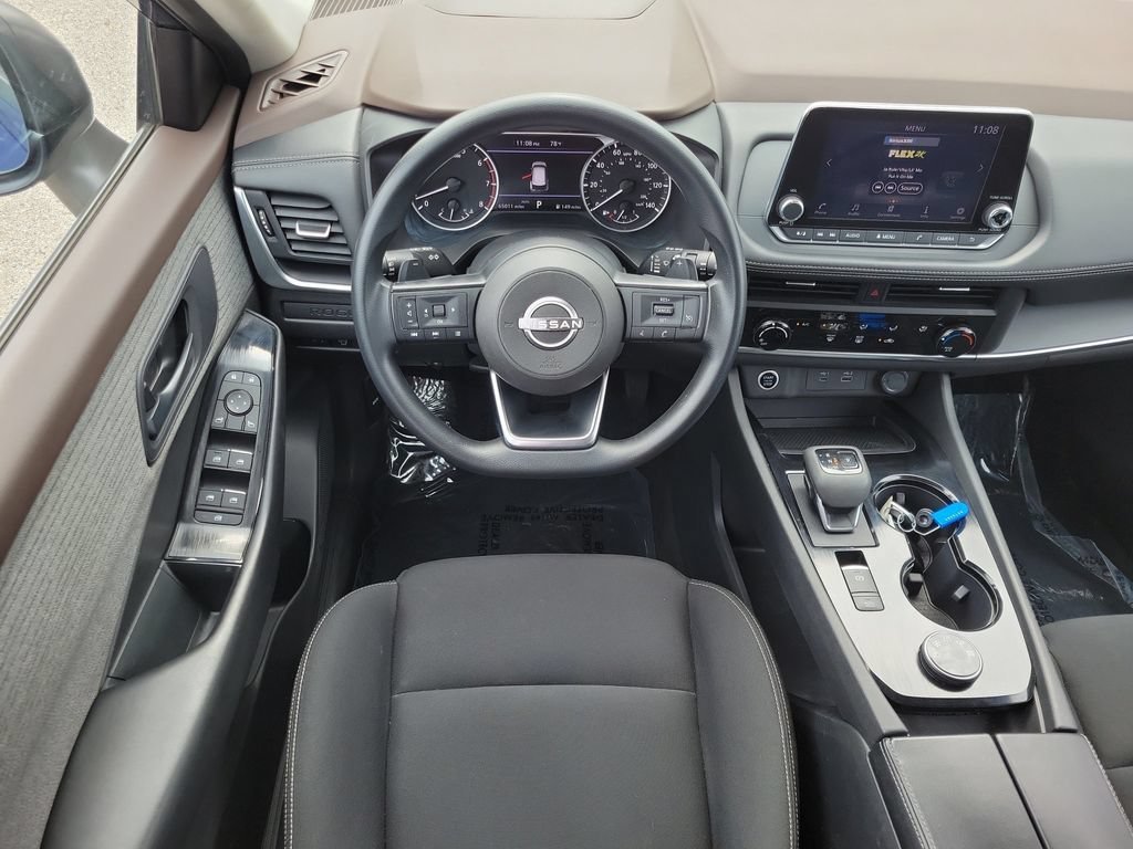 Used 2023 Nissan Rogue S AWD/4WD image 11