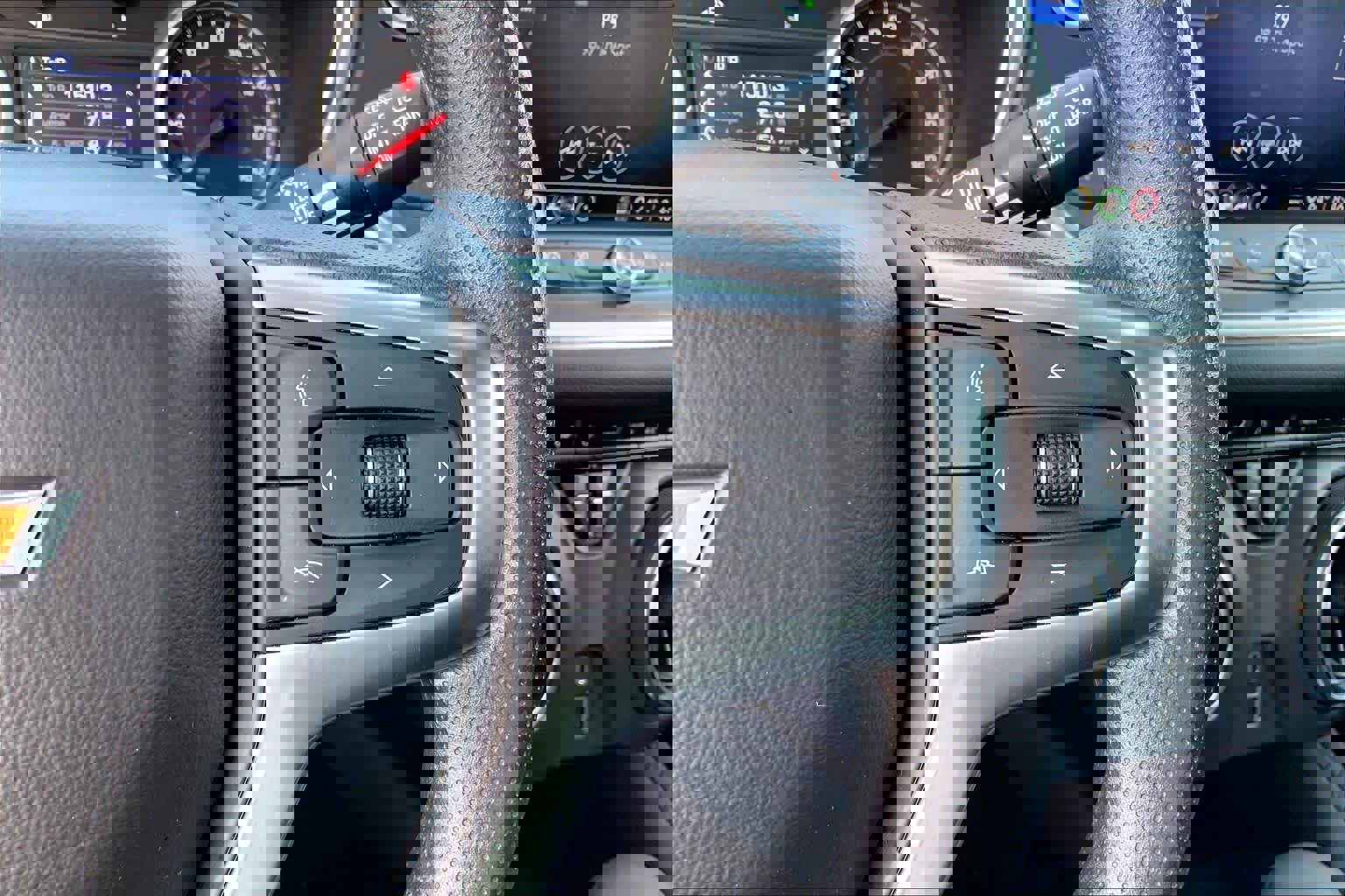 Used 2022 Chevrolet Blazer LT image 25